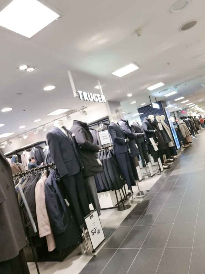 Trugen - Newcore Pyeongchon Branch [Tax Refund Shop] (트루젠 뉴코아 평촌)