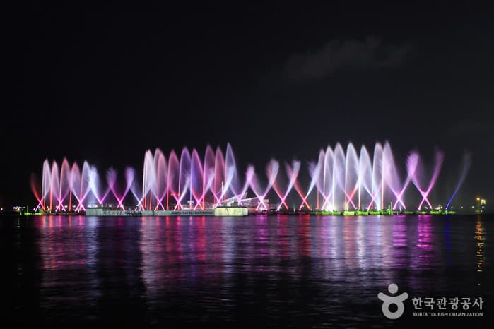 Mokpo Dancing Sea Fountain (춤추는 바다분수)