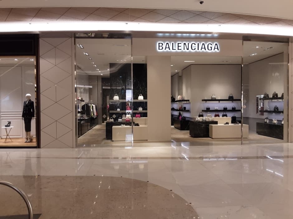 발렌시아가 롯데에비뉴엘월드점_2