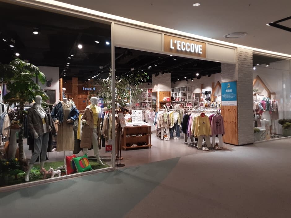 R’Eccove - Lotte Dongbusan Branch [Tax Refund Shop] (레코브 롯데동부산)