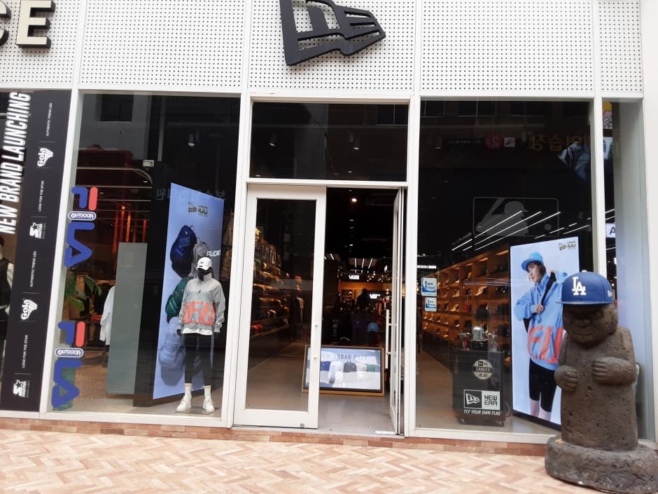 New Era - Jeju Branch [Tax Refund Shop] (뉴에라 제주점)