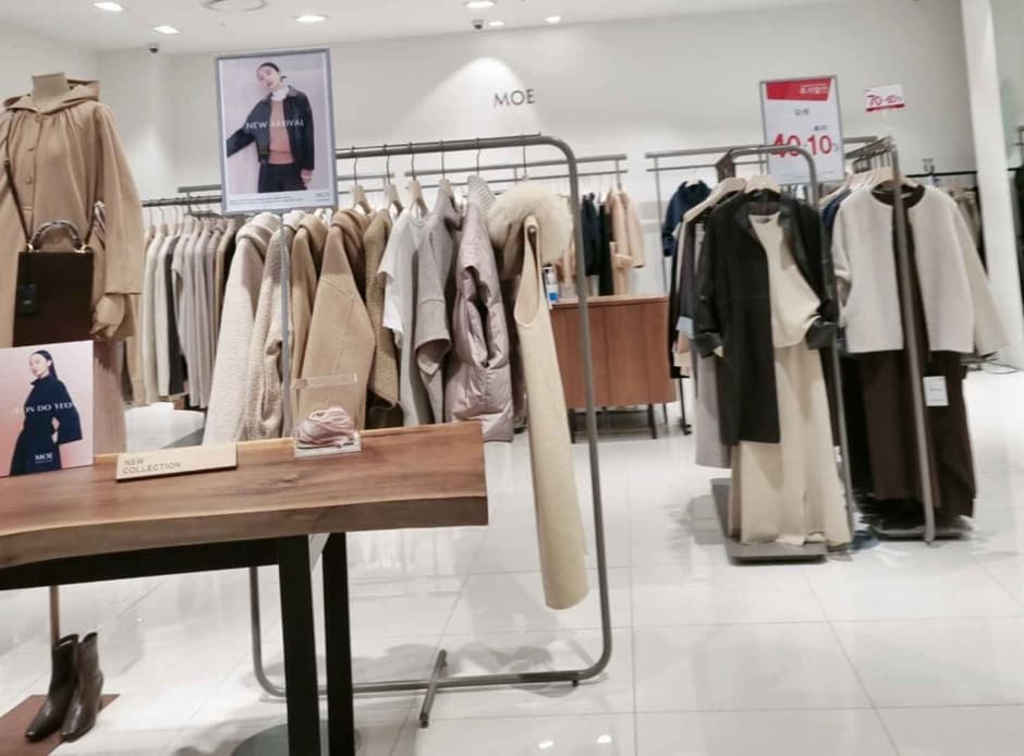 Moe [Tax Refund Shop] (모에)