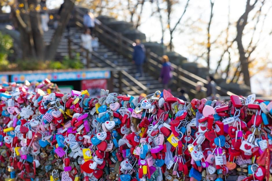 [아시아중동]남산공원8(자물쇠)_기획_1유형
