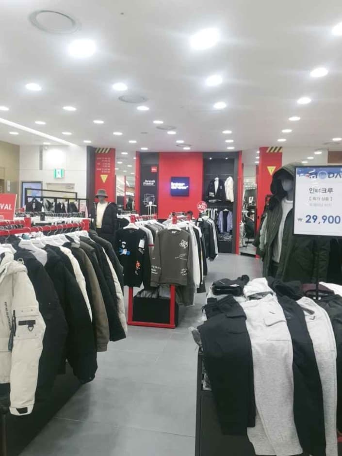 Intercrew - MODA Outlet Incheon Branch [Tax Refund Shop]  (인터크루 모다아울렛 인천점)