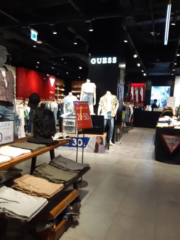 Guess [Tax Refund Shop] (게스)