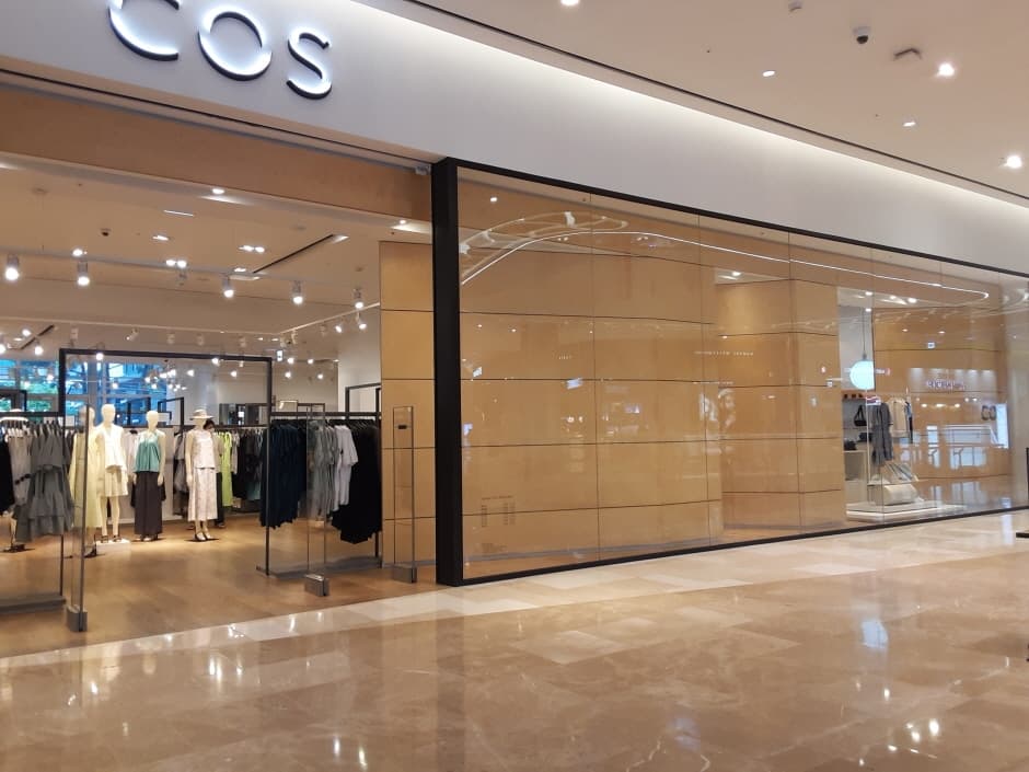 Cos - Lotte World Mall Branch [Tax Refund Shop] (코스 롯데월드몰점)