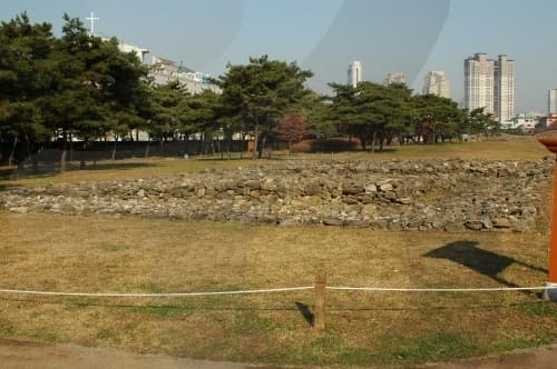 백제초기적석총_02