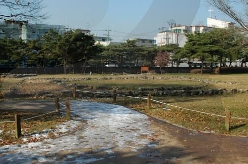 백제초기적석총_03