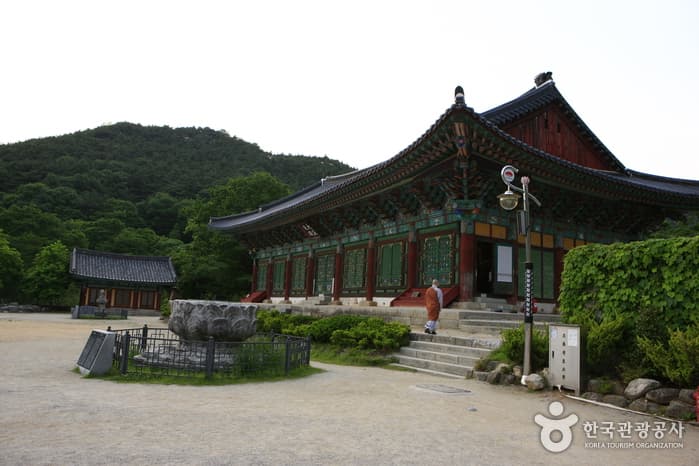Gimje Geumsansa Temple (금산사(김제))