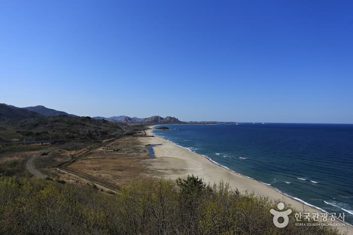 강원_고성_평화 관광의 ‘뉴 페이스’, 고성통일전망타워_06