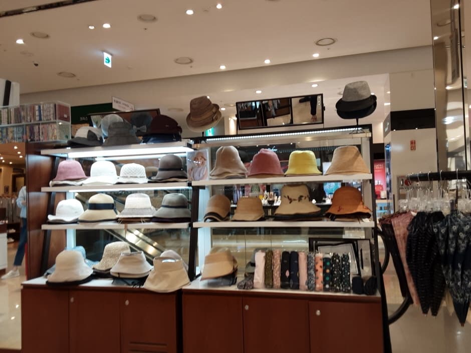 패션갤러리 롯데 광주수완점_4