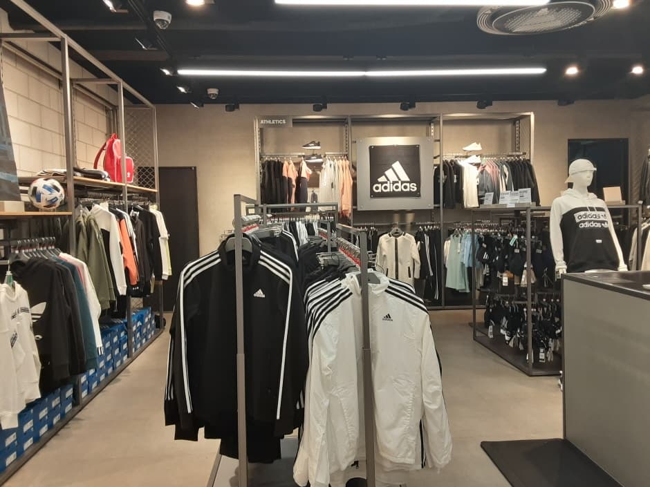 아디다스 제주연동_3