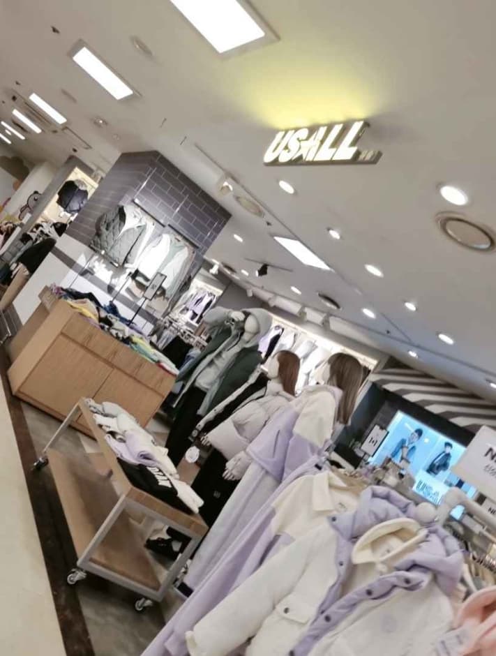 Usall - Newcore Sanbon Branch [Tax Refund Shop] (유솔 뉴코아 산본점)