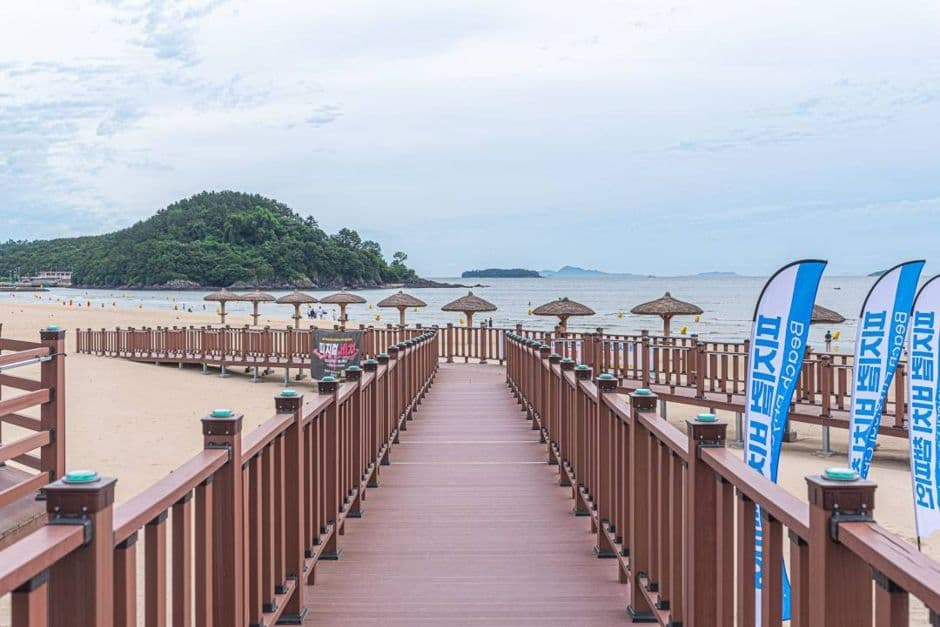 변산해수욕장_무장애 데크로드2