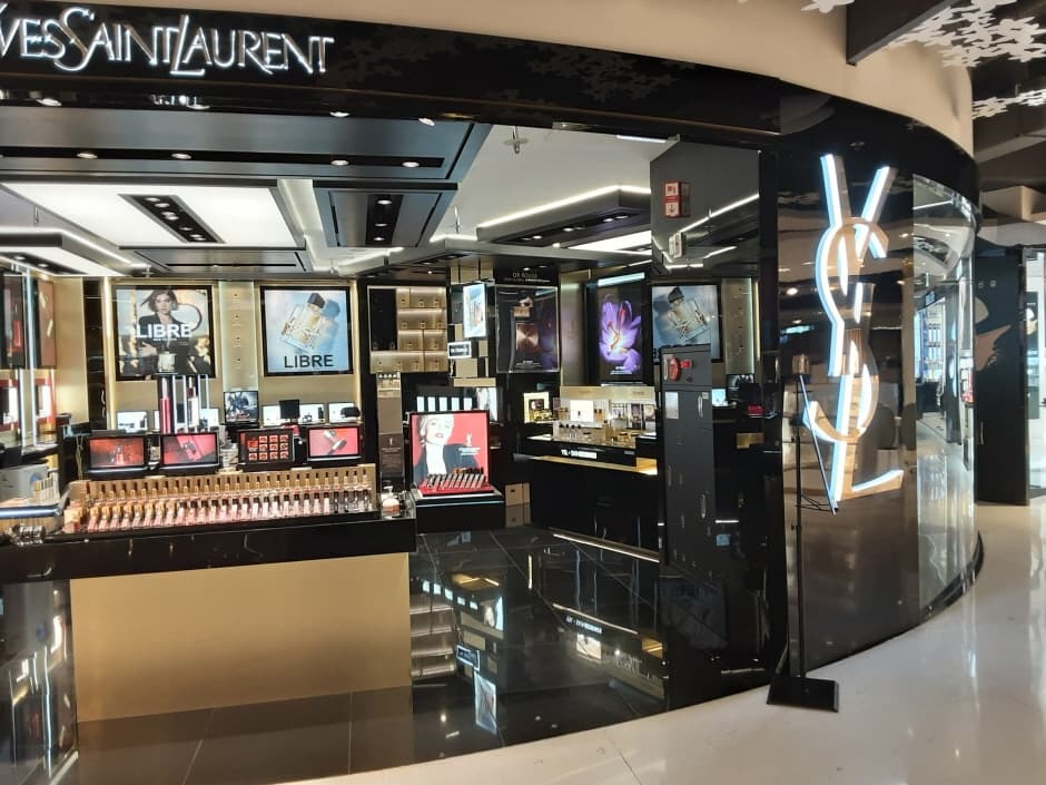 입생로랑 월드타워점_2