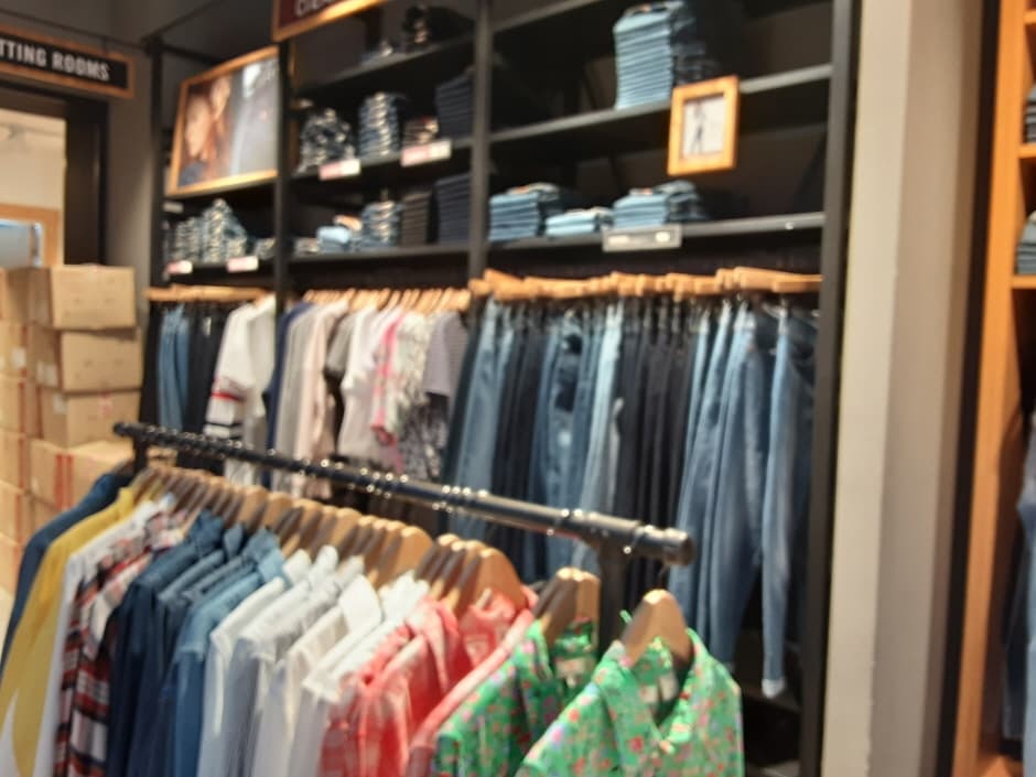 리바이스 신세계아울렛 부산점_3