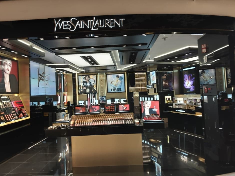 입생로랑 월드타워점_3