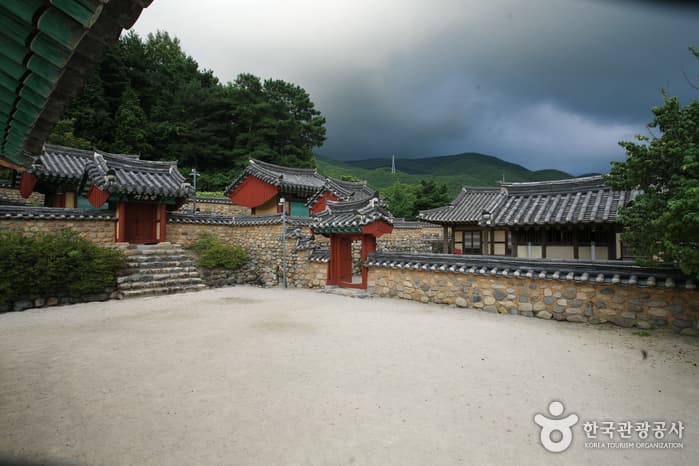Chisanseowon Confucian Academy (치산서원)