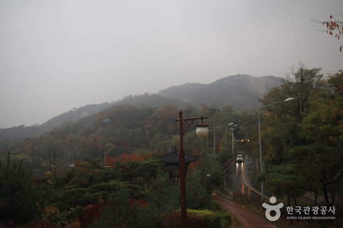 Inwangsan Mountain (인왕산)