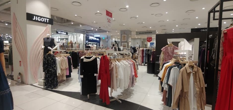 Jigott - Lotte Seoul Station Branch [Tax Refund Shop] (지고트 롯데서울역)