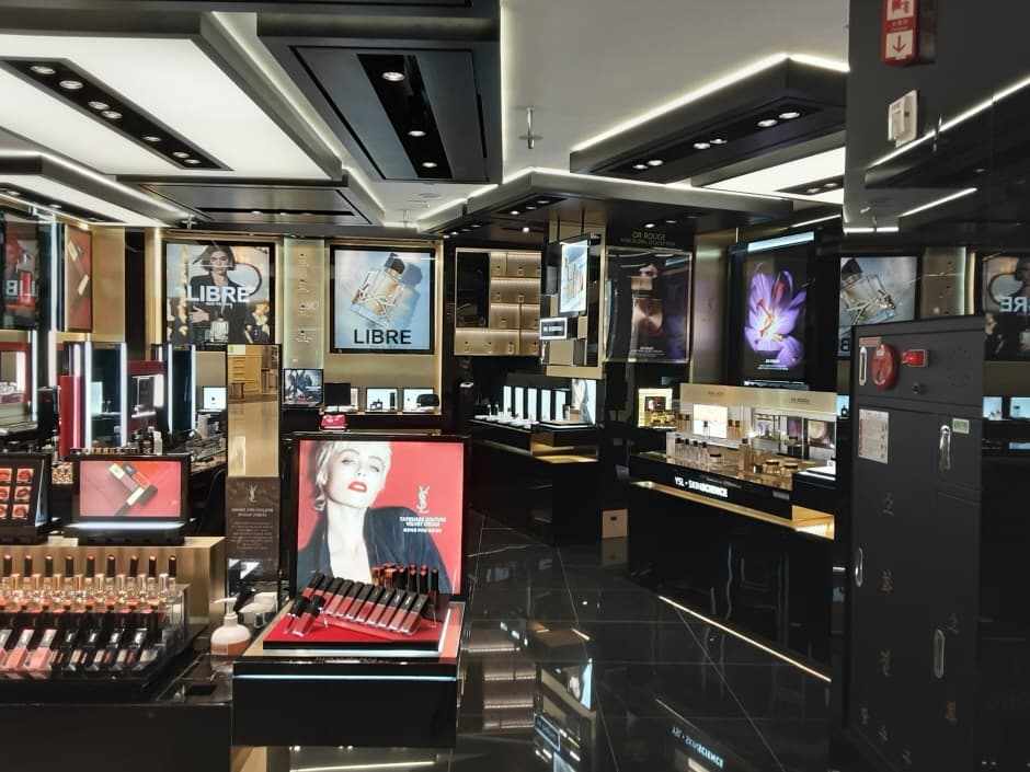 입생로랑 월드타워점_4