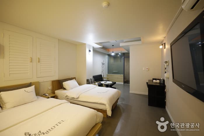 Hotel The May (호텔 5월 (Hotel The May) )