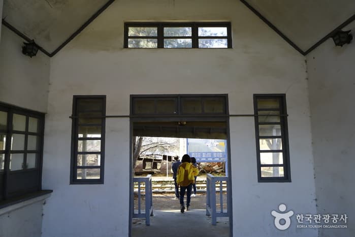 안보관광DB_철원_월정리역08