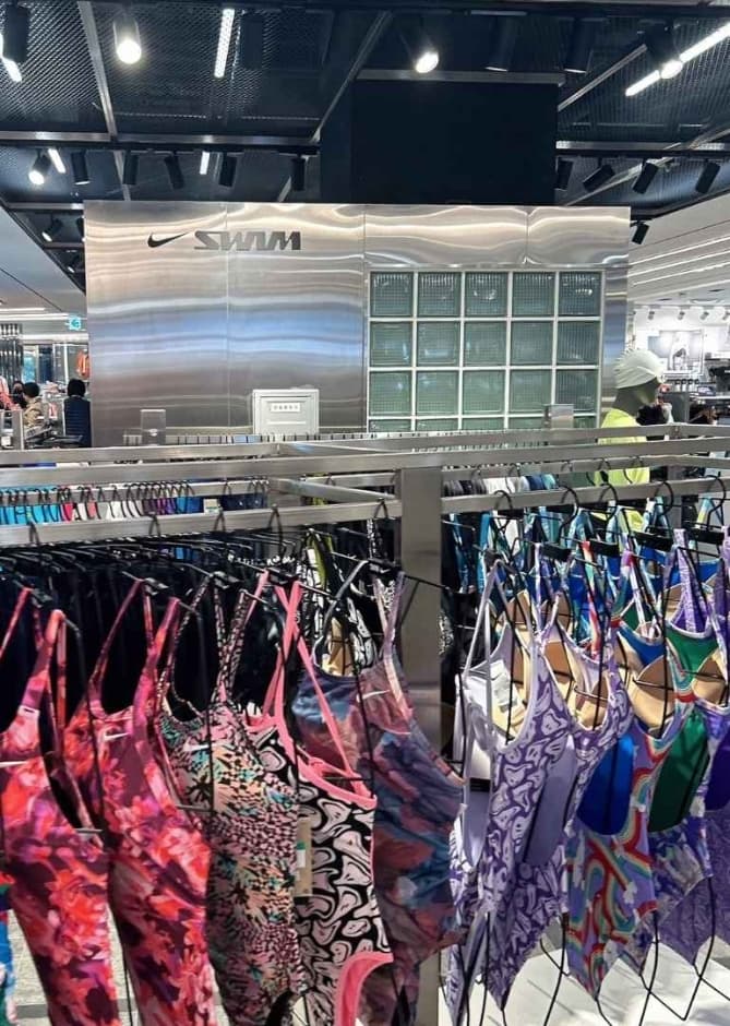Nike Swim [Tax Refund Shop] (나이키스윔)