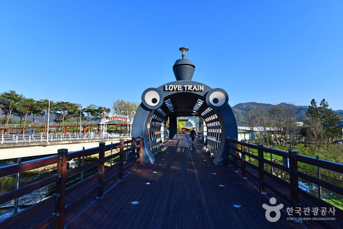 섬진강기차마을_06