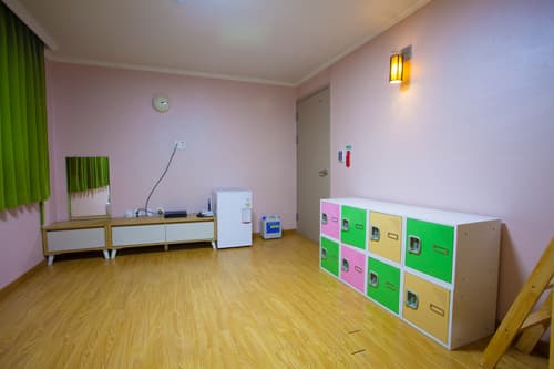 제주r호텔__도미토리8인실 5