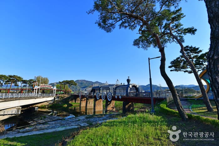 섬진강기차마을_07