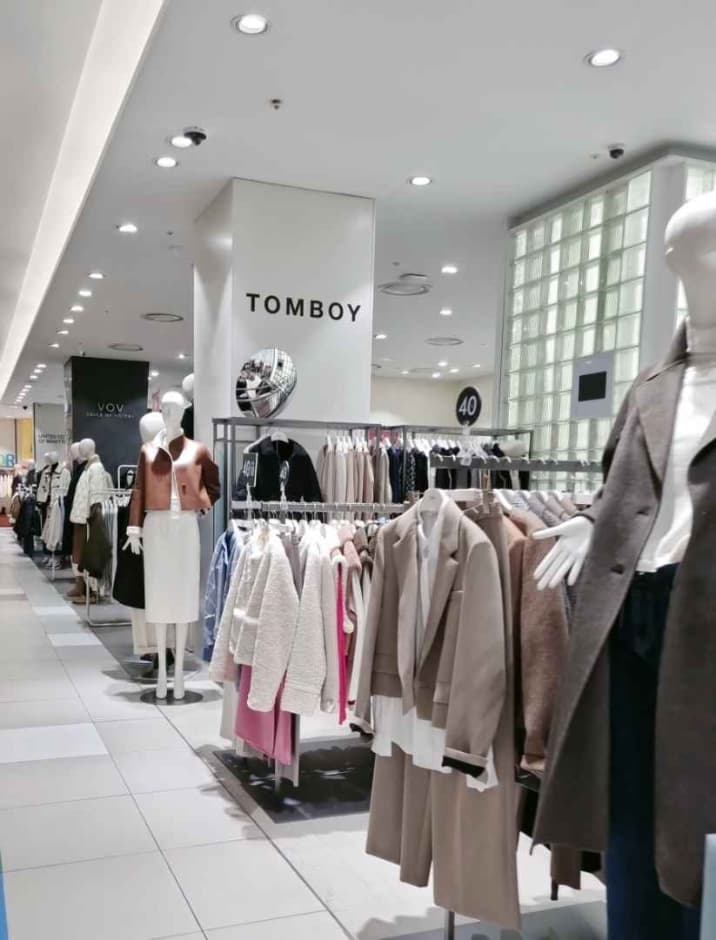 Tomboy [Tax Refund Shop] (톰보이)