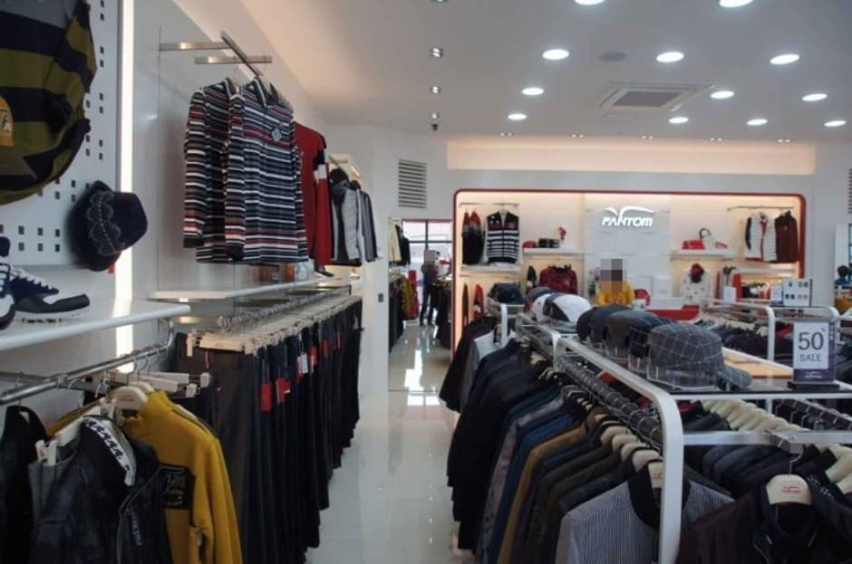 Fantom - MODA Outlet Chuncheon Branch [Tax Refund Shop] (팬텀 모다아울렛 춘천점)