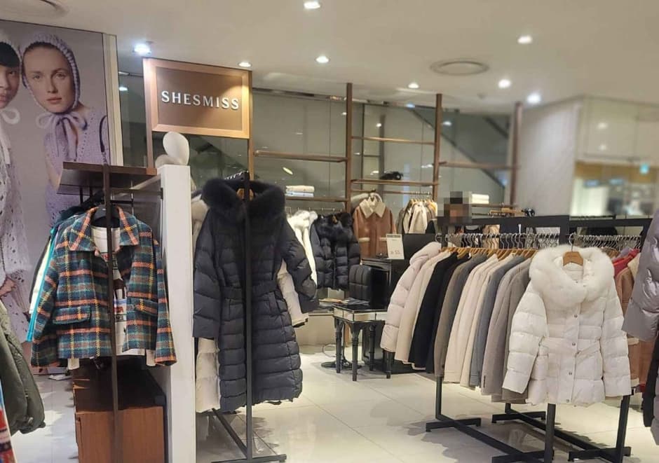 Shesmiss [Tax Refund Shop] (쉬즈미스)