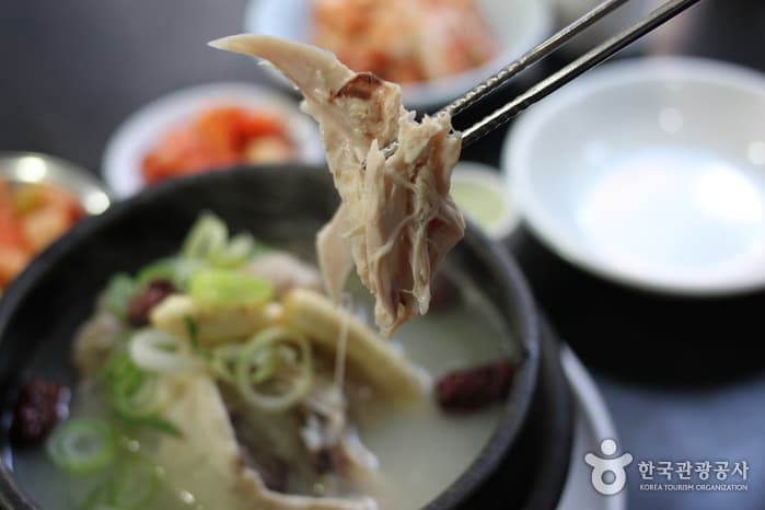 서울_중구_백제삼계탕_메뉴1_삼계탕_4