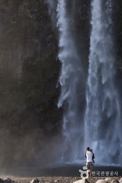 제주_정방폭포01