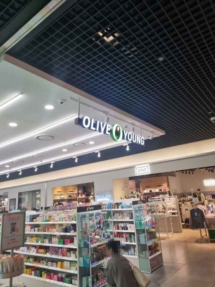 Olive Young [Tax Refund Shop] (올리브영)