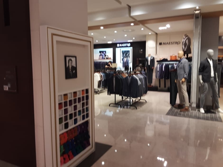 LF Maestro - Lotte Gwangbok Branch [Tax Refund Shop] (LF 마에스트로 롯데광복)