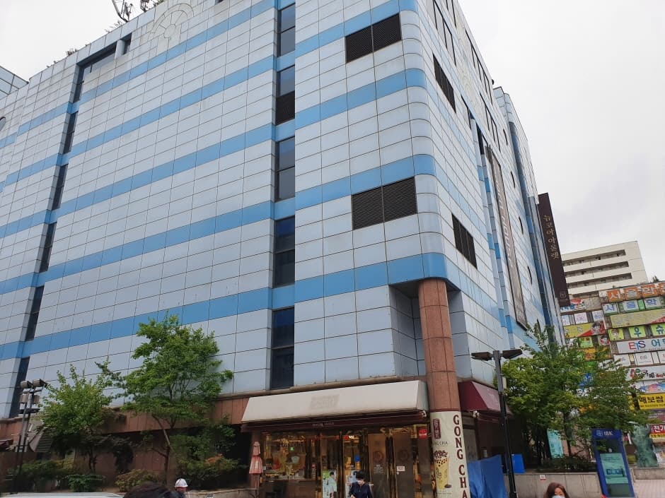 ER Newcore Outlets - Gwangmyeong Branch [Tax Refund Shop] (ER 뉴코아아울렛 광명)