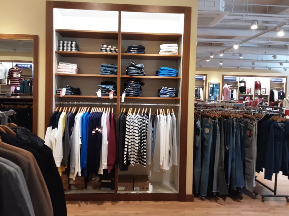 한섬 타미힐피거 롯데동부산_2