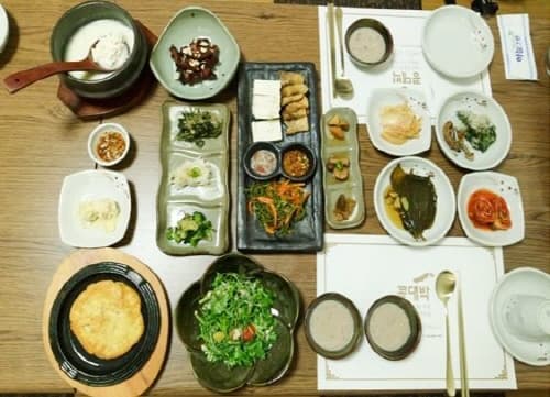 Kong Daebak (콩대박)