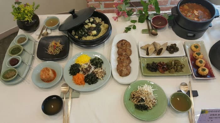Sansogui Chingu (농가맛집 산속의 친구)