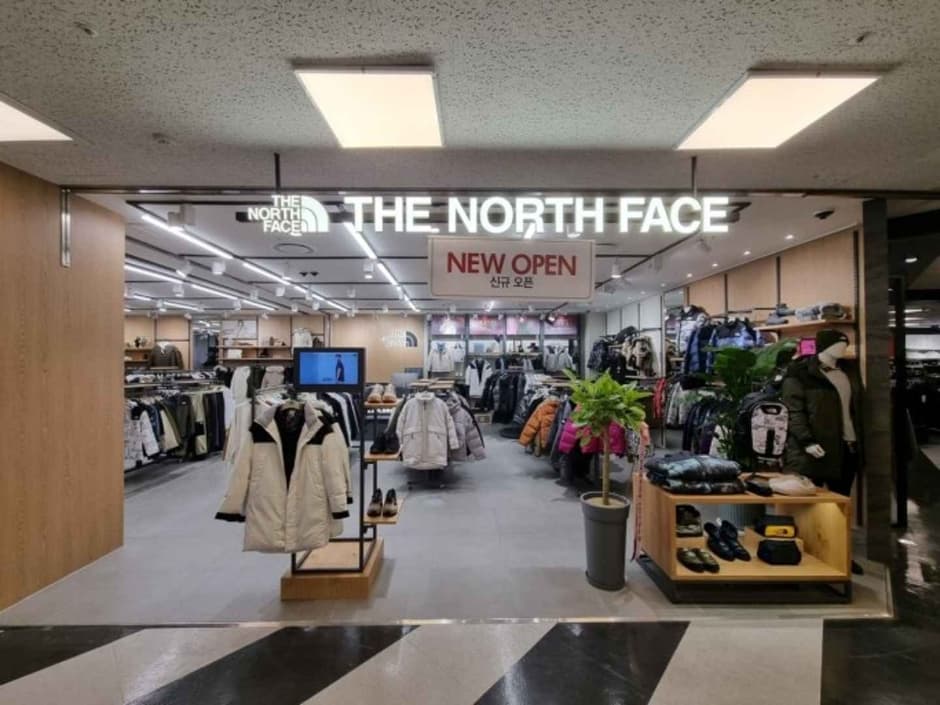 The North Face - Newcore Pyeongchon Branch [Tax Refund Shop] (노스페이스 뉴코아 평촌)