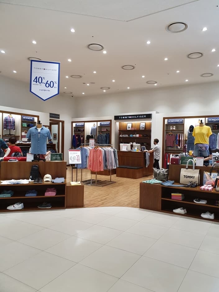 Tommy Hilfiger - Lotte Gwanggyo Branch [Tax Refund Shop] (타미힐피거 롯데광교)