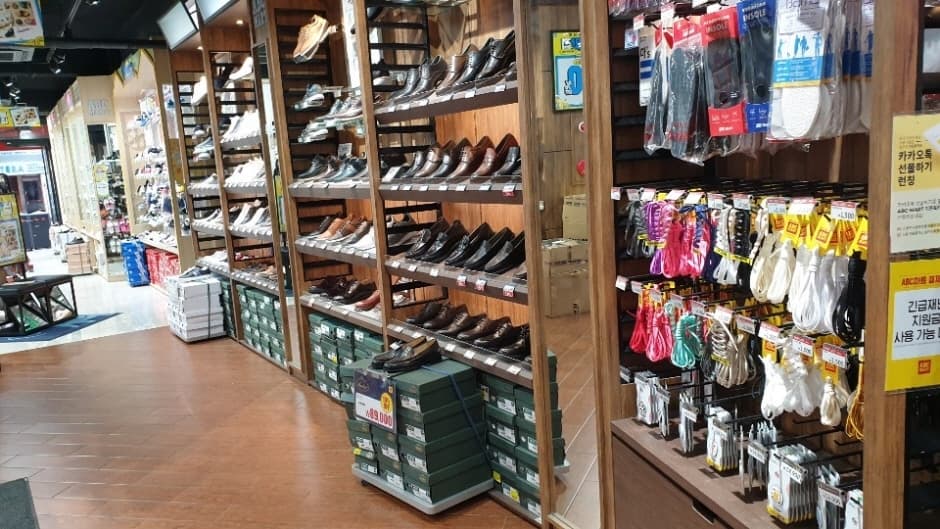 ABC마트 ST이태원_4