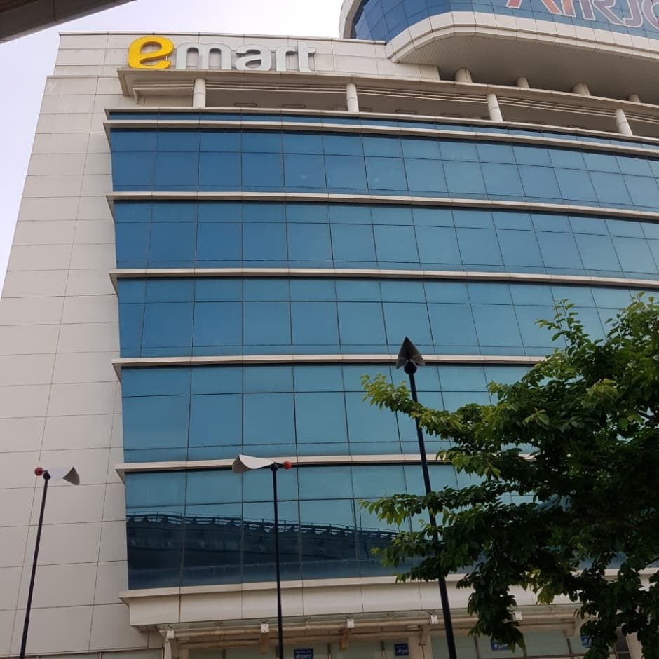 E-Mart - Dongincheon Branch [Tax Refund Shop] (이마트 동인천)