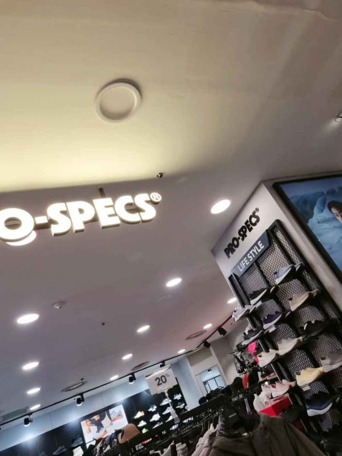 Pro - Newcore Pyeongchon Branch [Tax Refund Shop] (프로스펙스 뉴코아 평촌)