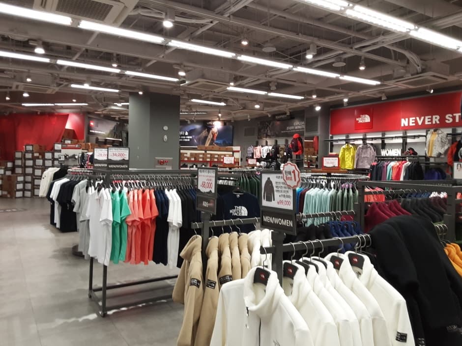 노스페이스 신세계부산_2