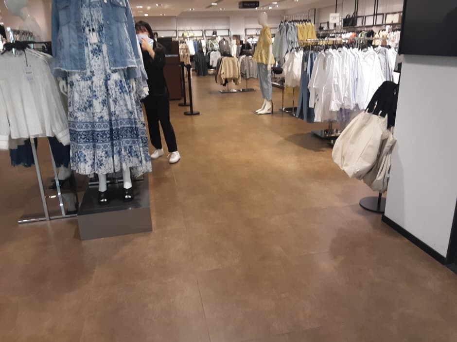 자라 롯데센텀시티점_3