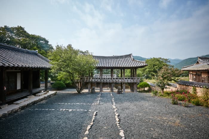 한국문화정보원_묵계서원및안동김씨묵계종택 2